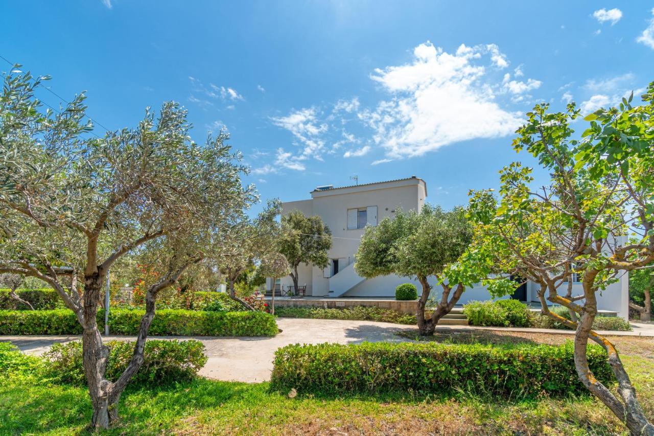 Legrena Beach House Соунио Екстериор снимка